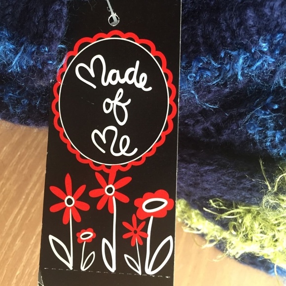 (NWT) Made of Me Women's Blue/Yellow Fuzzy Zig Zag Striped Scarf One Size - Picture 5 of 6